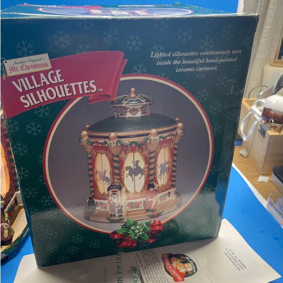 Vintage MR. CHRISTMAS Village Silhouettes Ballroom 1998 w original box. Works - Picture 6 of 10